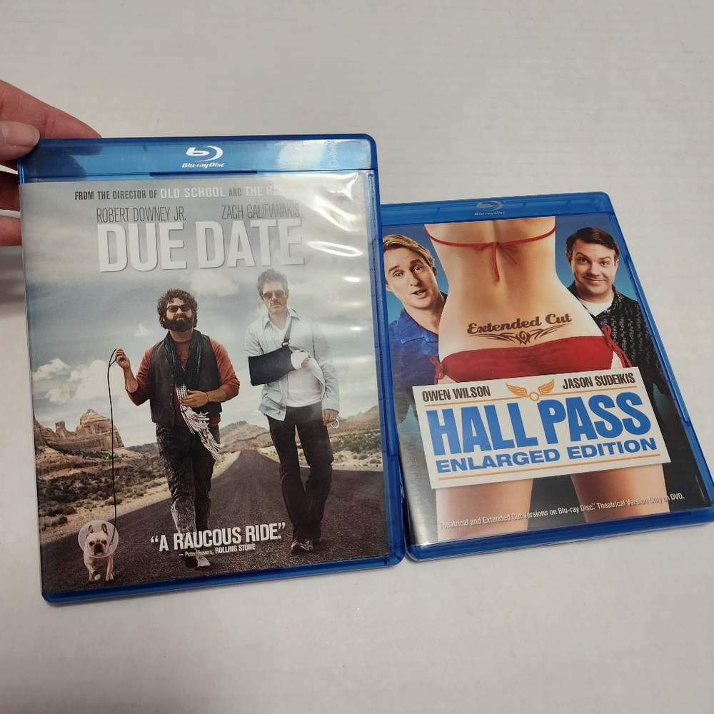 Lot of 2 Comedy Blu-Ray DVDs